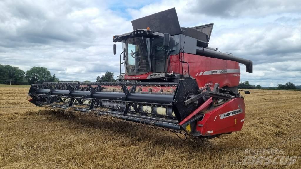 Massey Ferguson 9380 Combine harvesters