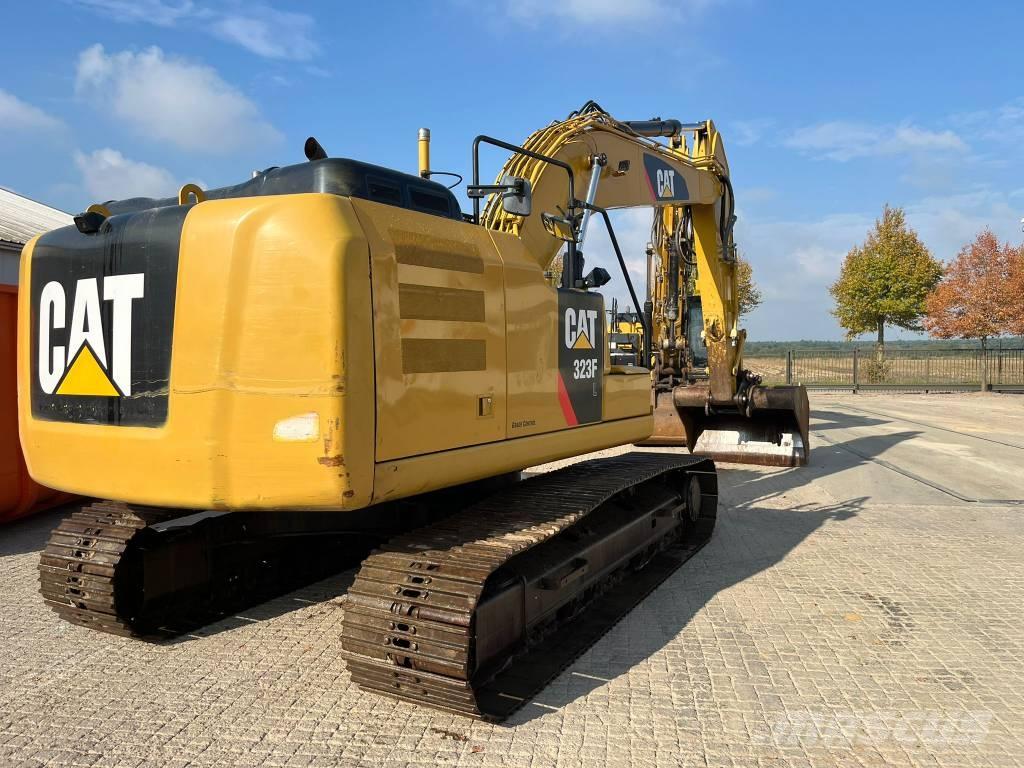 CAT 323 F L Crawler excavators