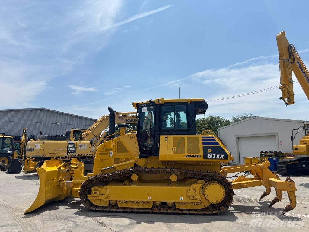 Komatsu D61EX-24E0 Crawler dozers