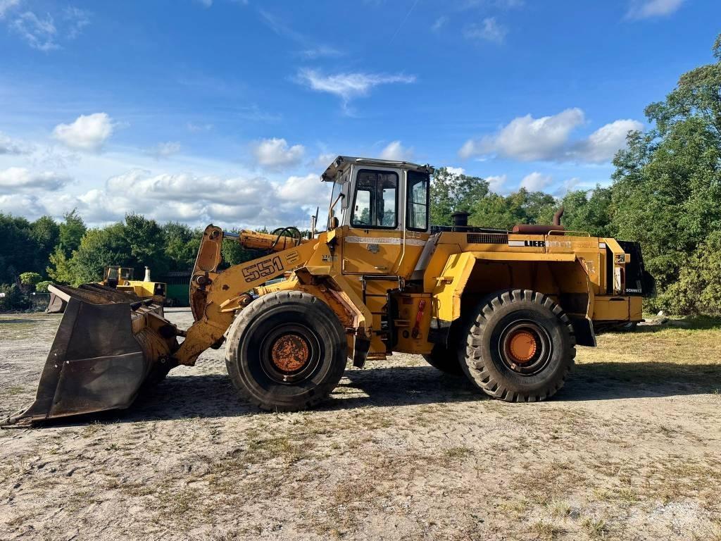 Liebherr L 551 Wheel loaders