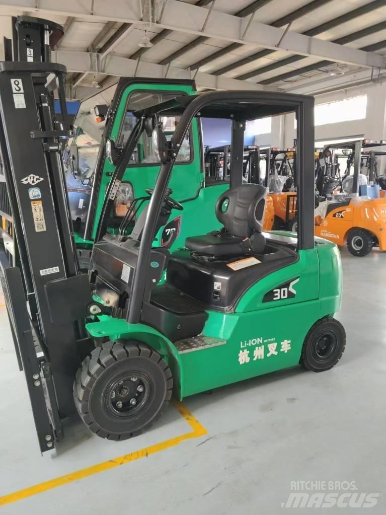 Hangcha CPCD 30 Diesel trucks