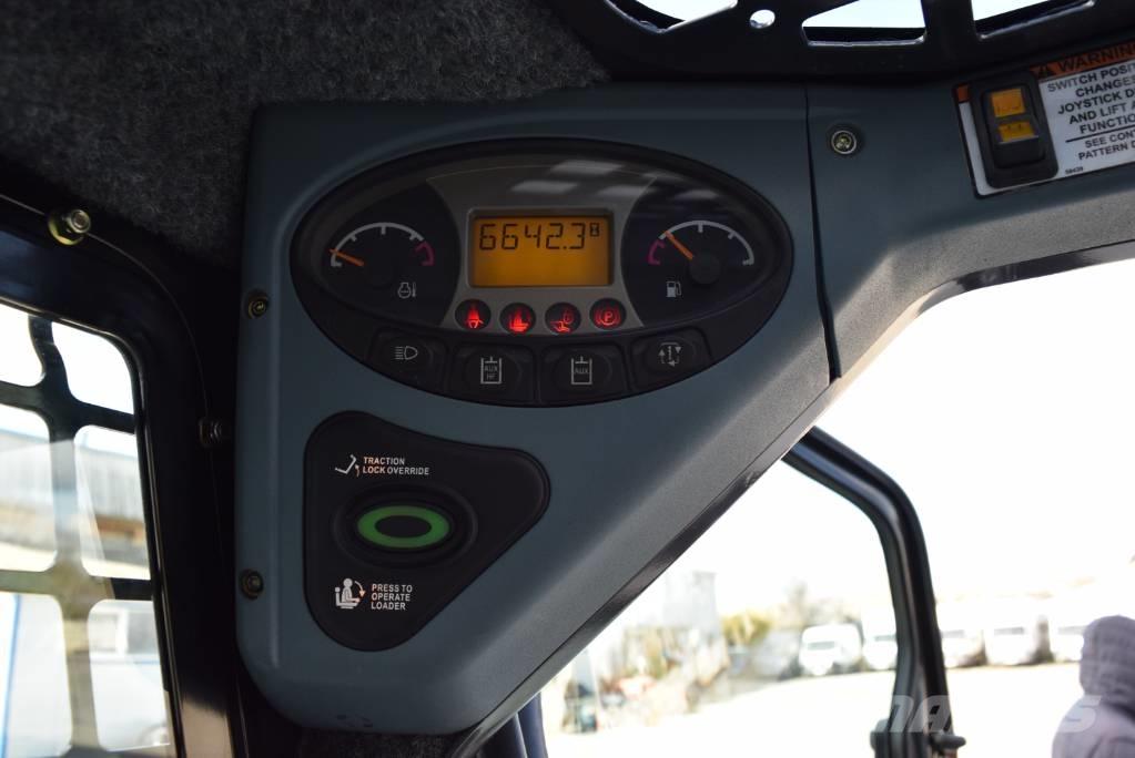 Bobcat S 220 Skid steer loaders