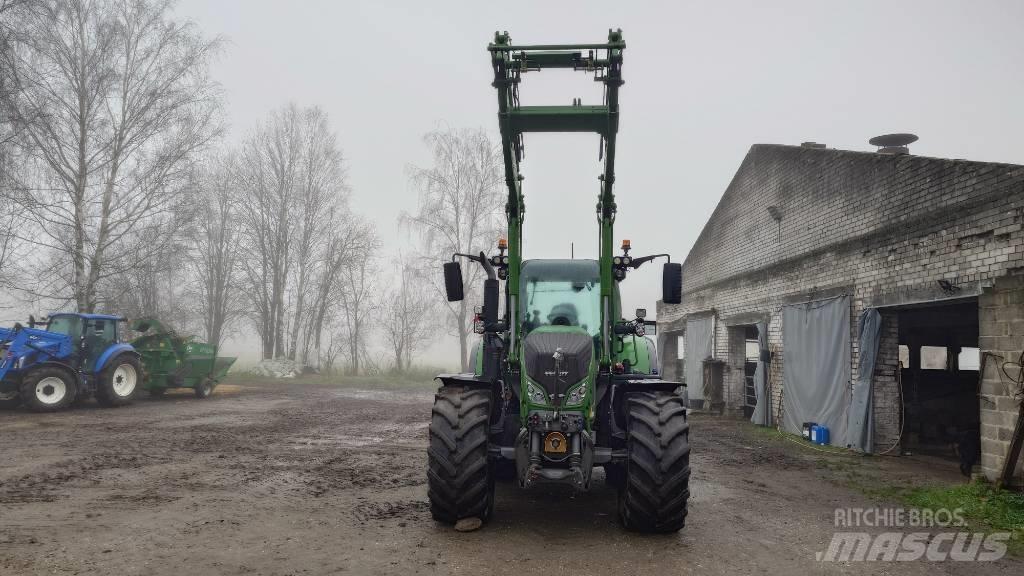 Fendt 724 Profi Plus Tractors