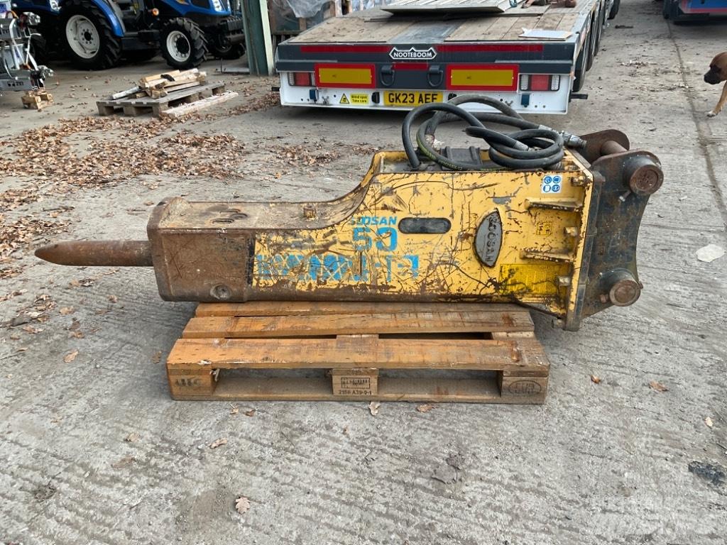 Soosan Sb50 Hammers / Breakers