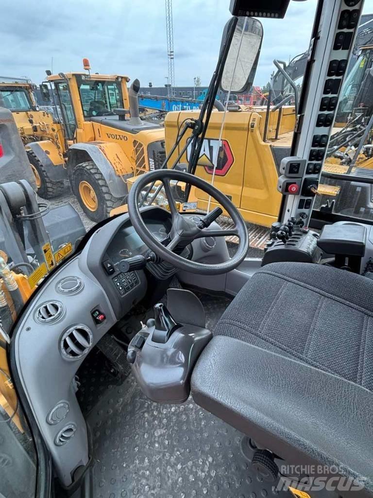 Volvo L90G Wheel loaders