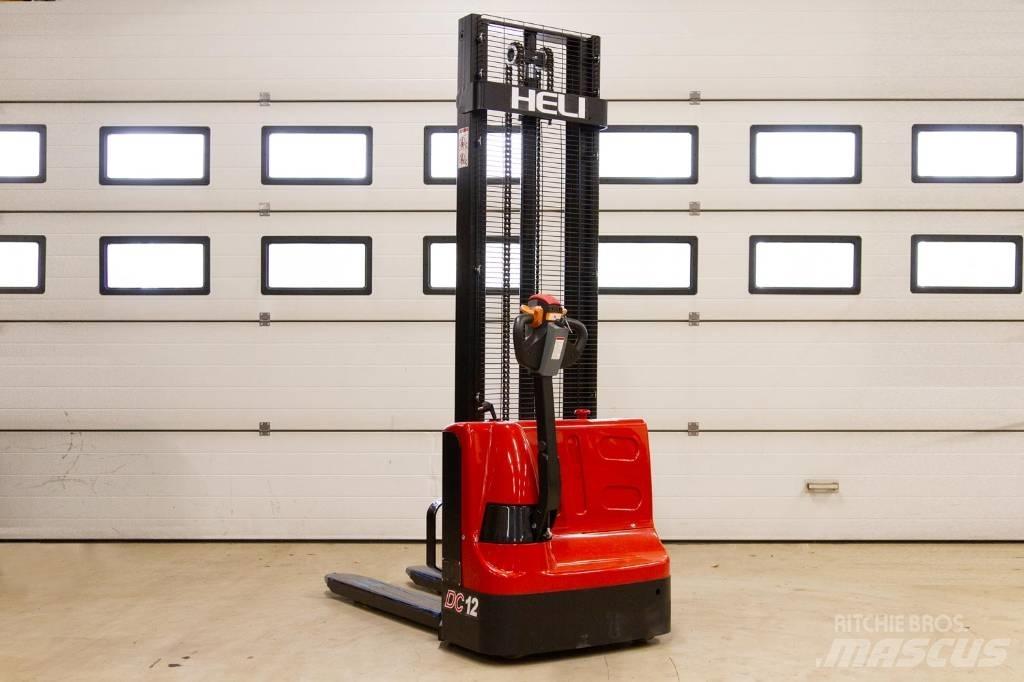 Heli CDD 12 Pedestrian stacker