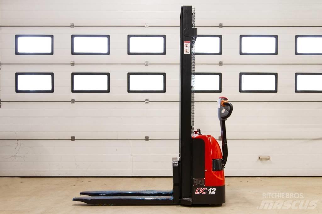 Heli CDD 12 Pedestrian stacker