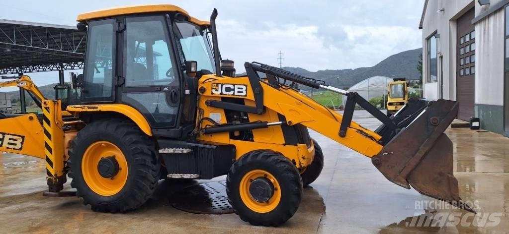 JCB 3DX Backhoe loaders