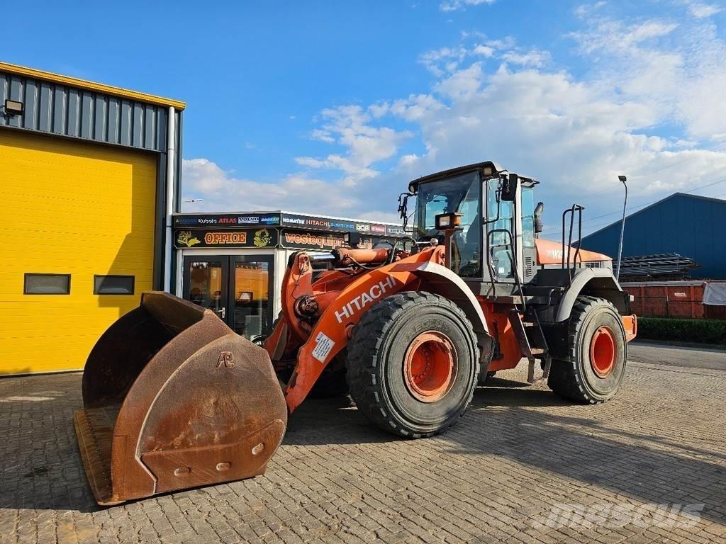 Hitachi ZW220 Wheel loaders