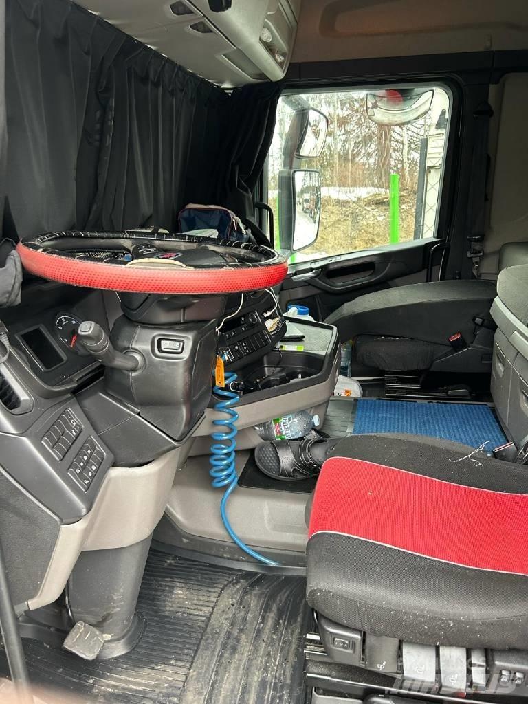 Scania R410 4x2 Tractor Units