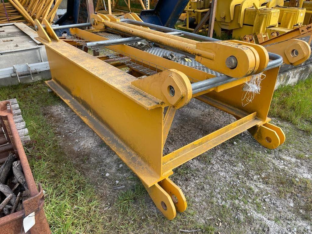 Potain MD310C Tower cranes