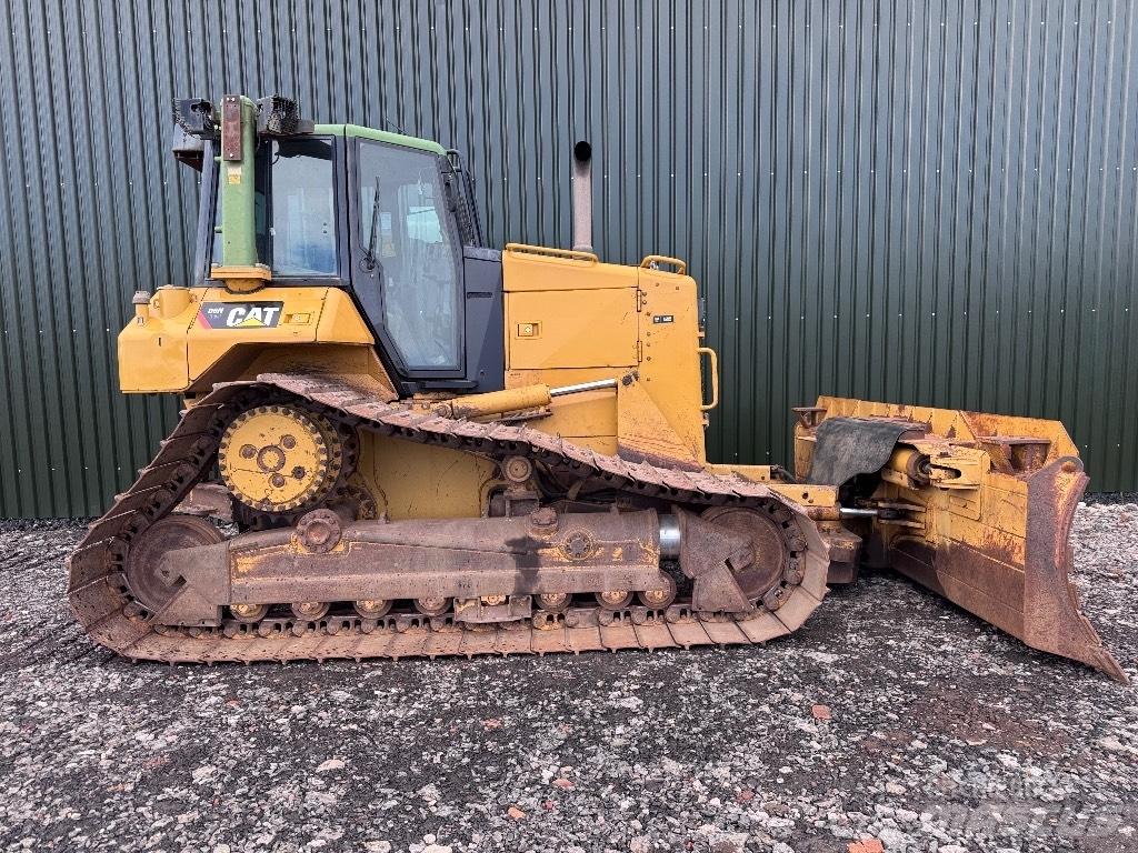 CAT D 6 N LGP Crawler dozers