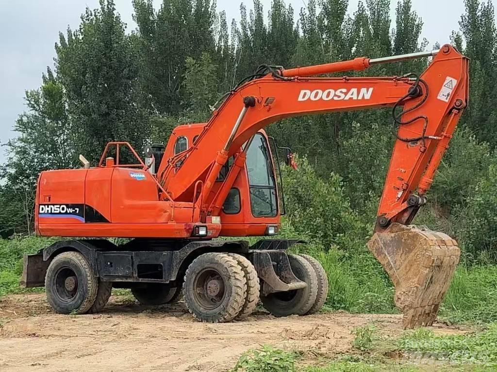 Doosan DH 150 W-7 Wheeled excavators