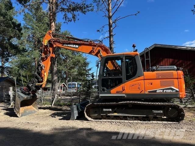 Doosan DX 140 LC Crawler excavators