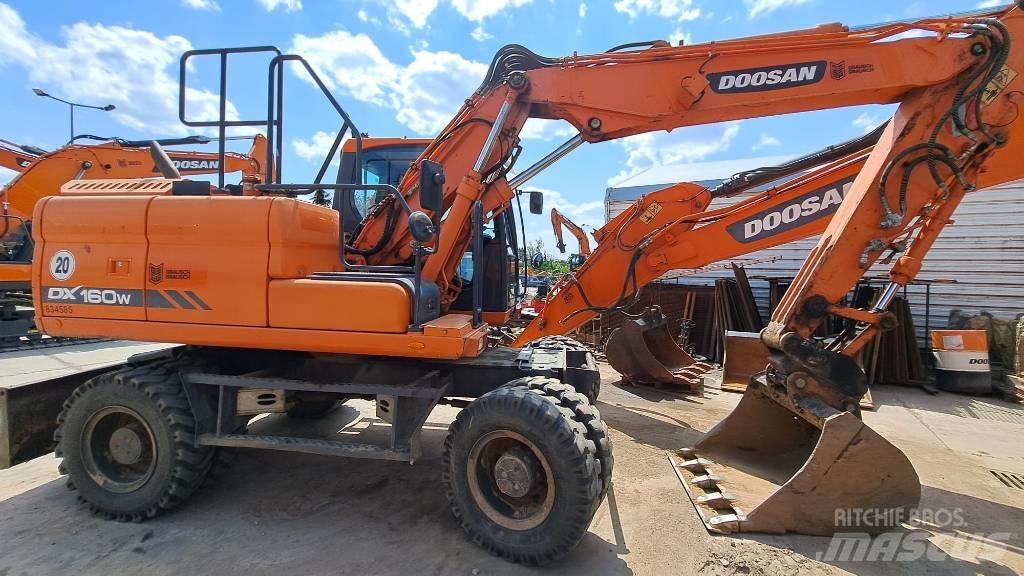 Doosan DX 160 W-3 Wheeled excavators