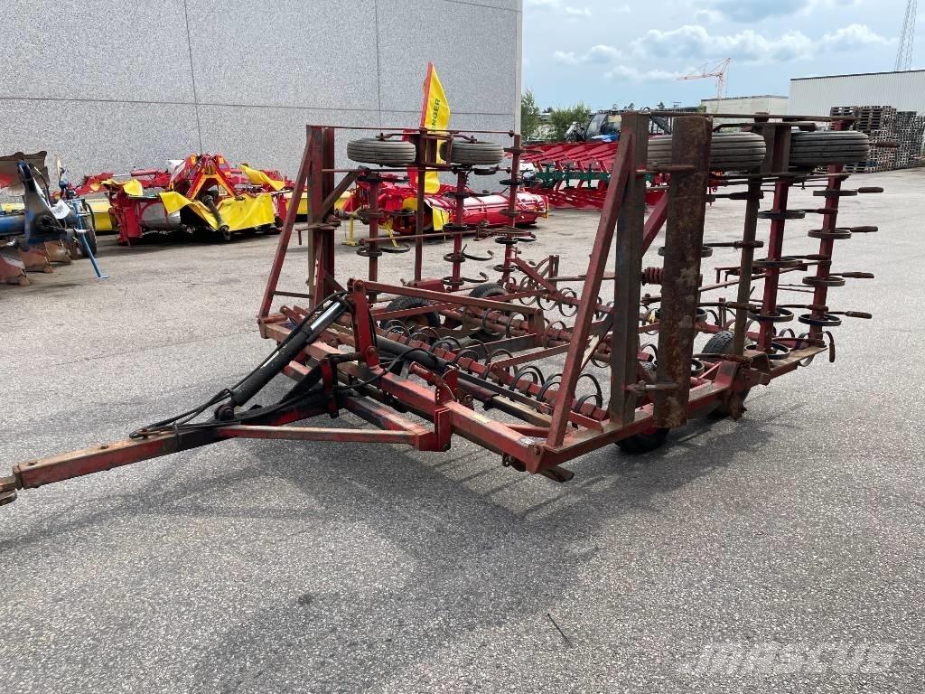 Väderstad Boggiharv Power harrows and rototillers