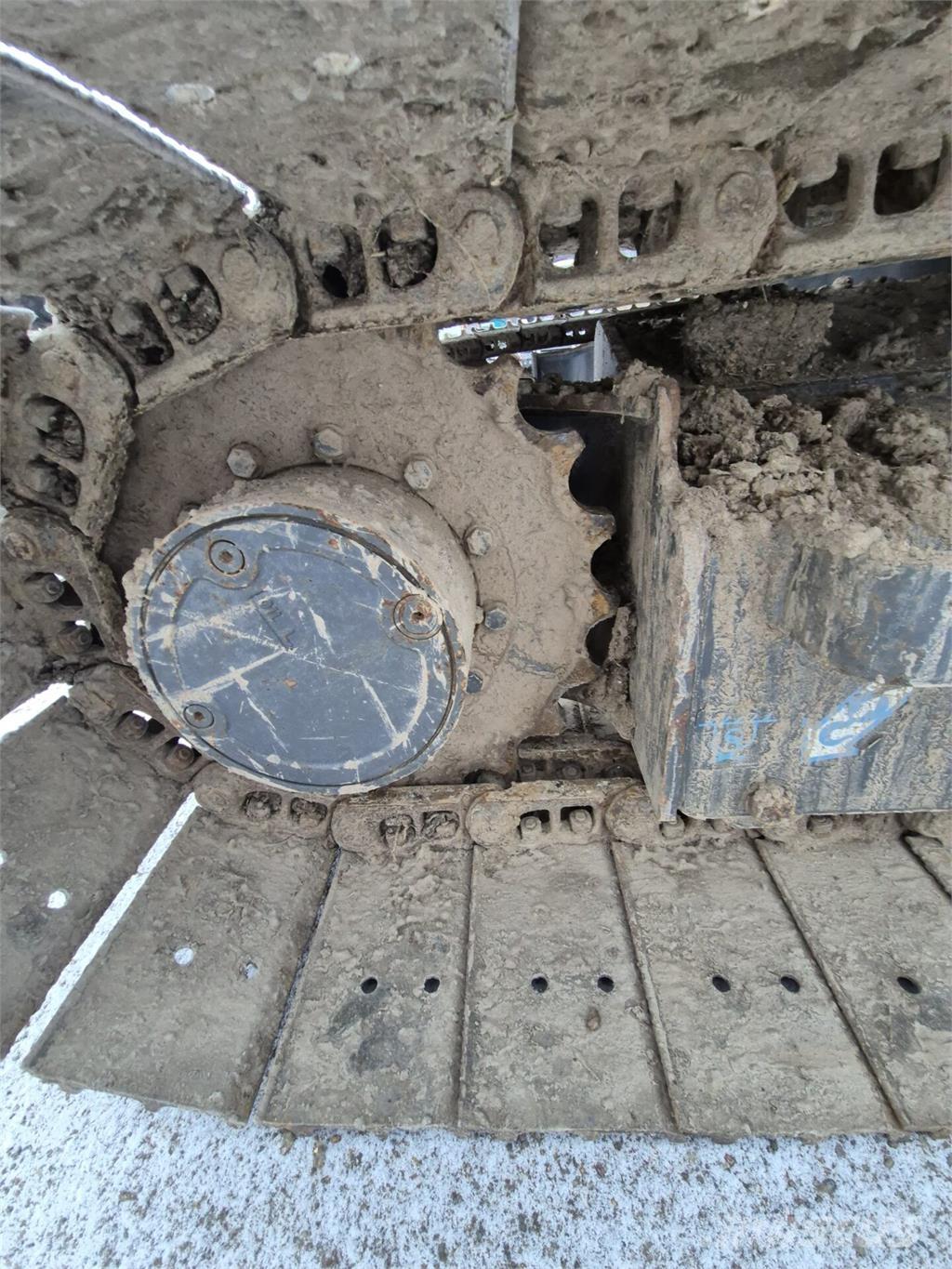 CASE CX90D Midi excavators  7t - 12t