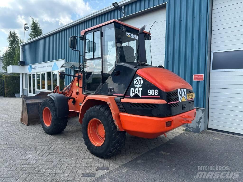 CAT 908 Wheel loaders
