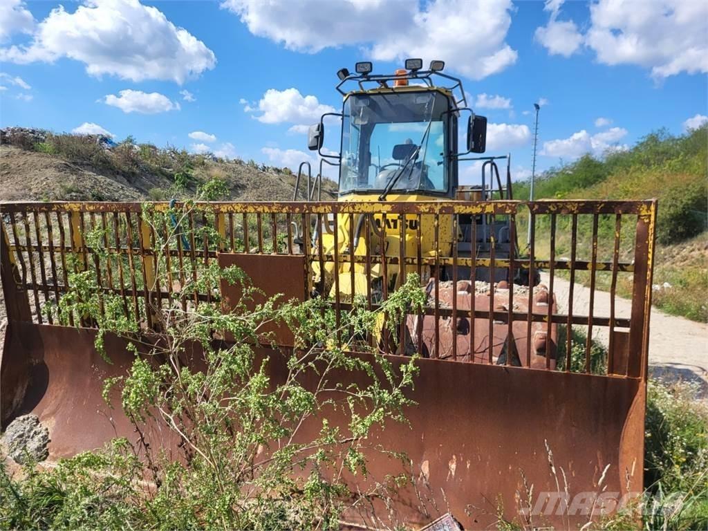 Komatsu WF 450T-3 Construction - Others