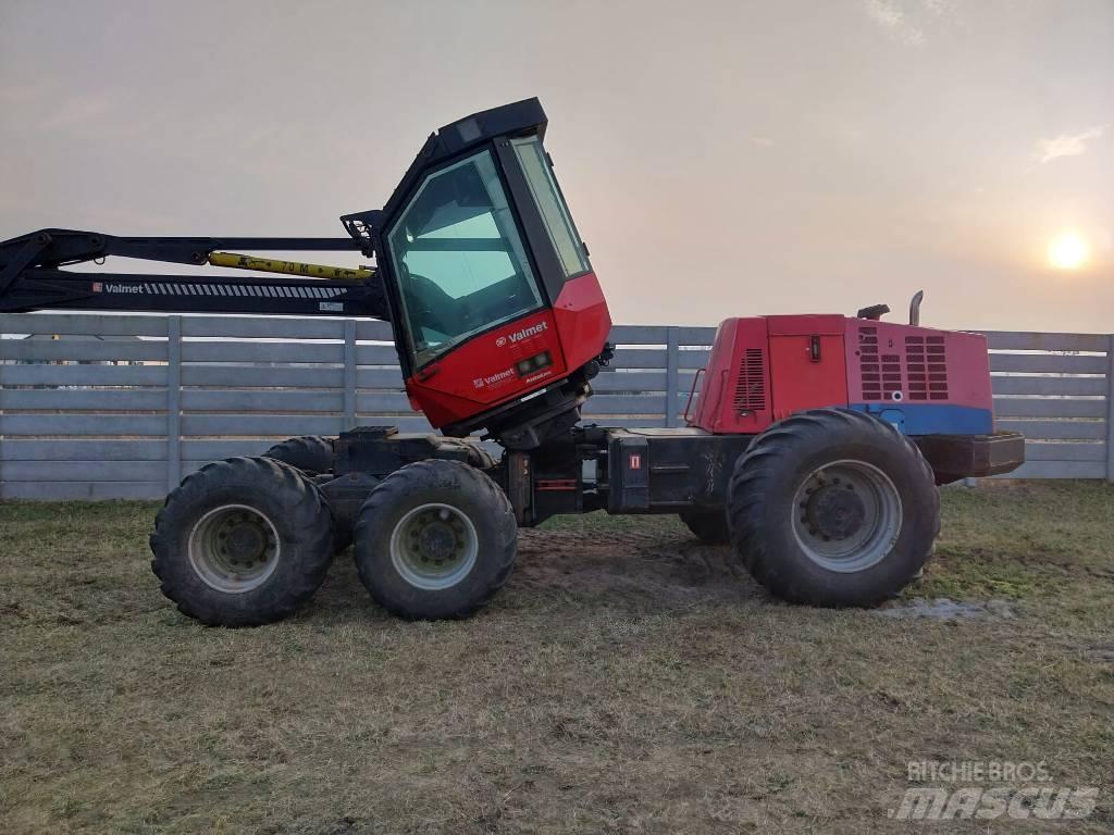 Valmet 901.1 Harvesters