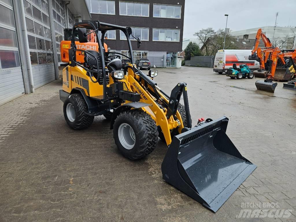 Schäffer 2445S Mini loaders