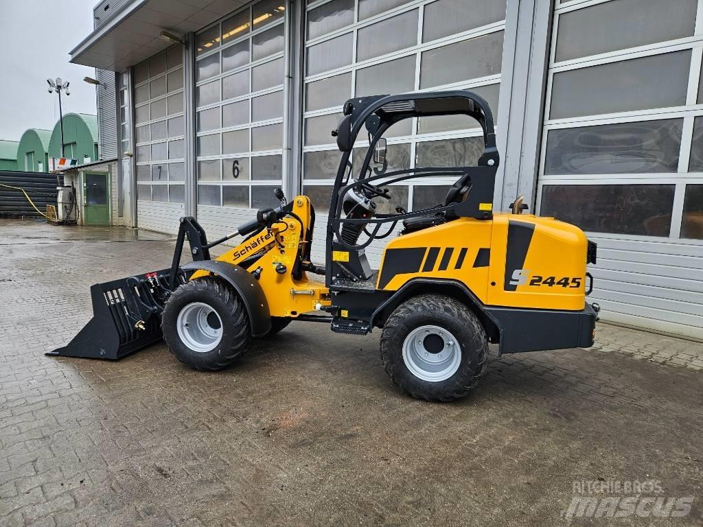Schäffer 2445S Mini loaders