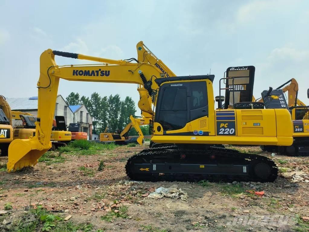 Komatsu PC 220-8 Crawler excavators