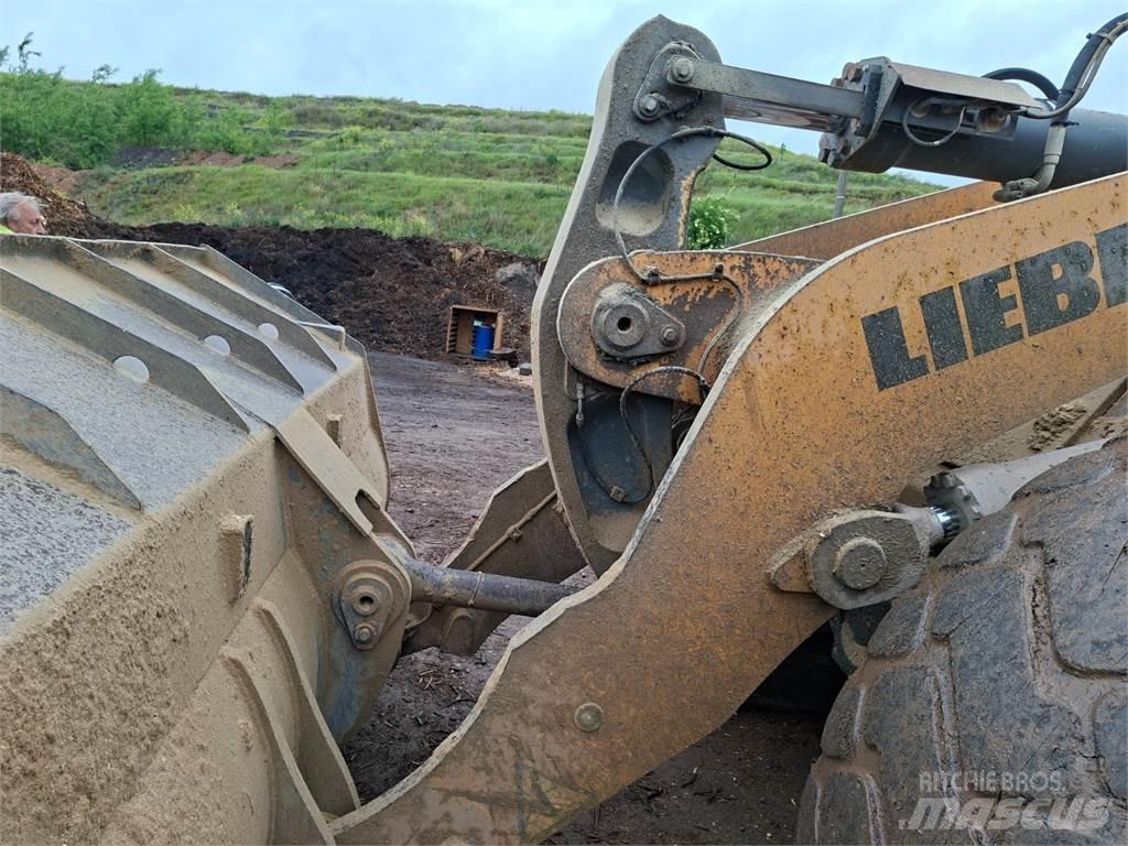 Liebherr L566 4X4 Construction - Others