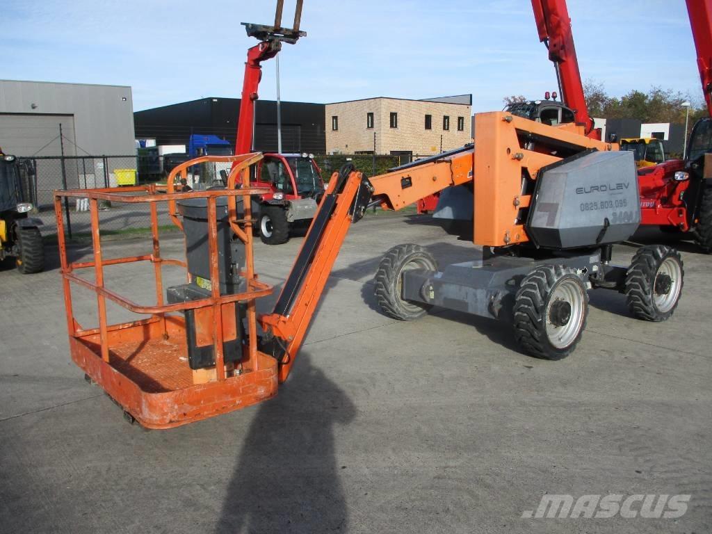 JLG 340 AJ (511) Compact self-propelled boom lifts