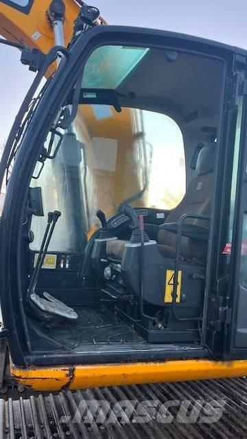 JCB JS 130 Crawler excavators