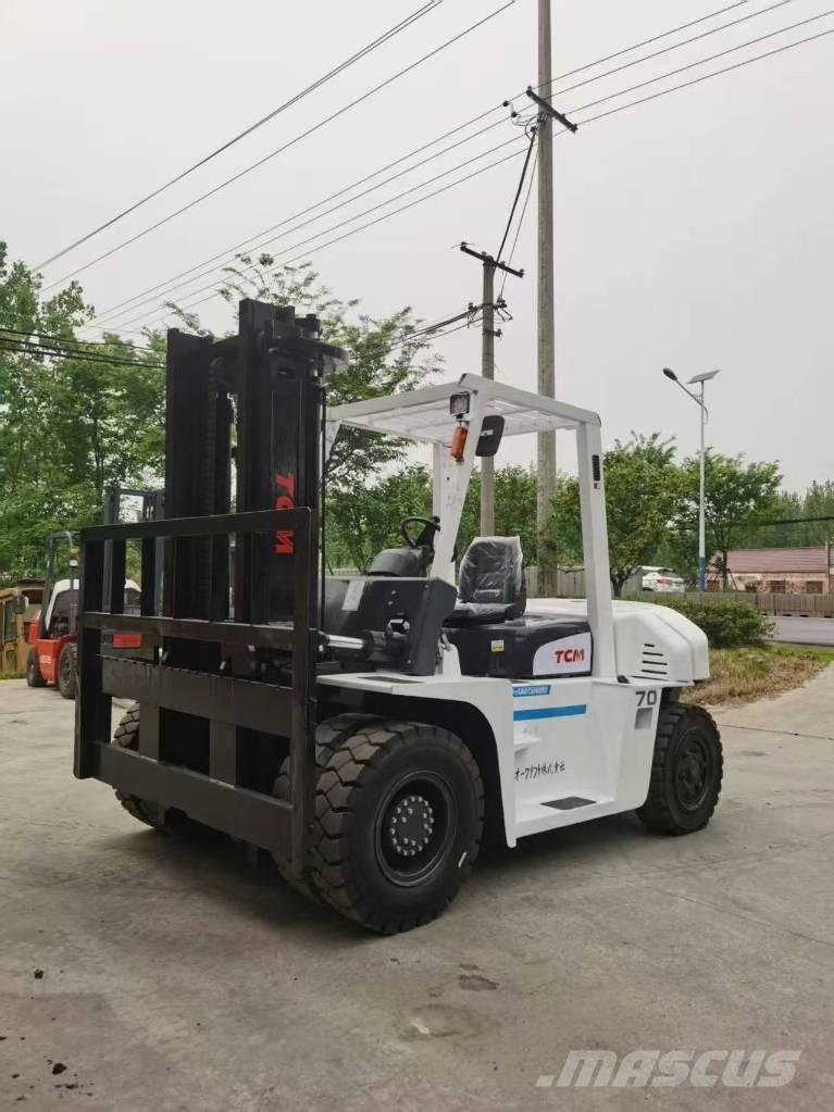 TCM FD 50 Diesel trucks