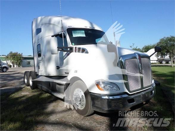 Kenworth T680 Construction - Others