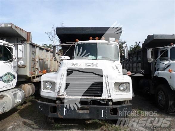 Mack DM600 Construction - Others