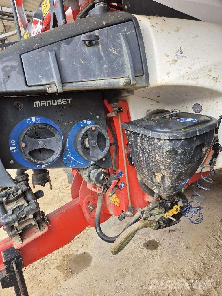 Kuhn Lexis Trailed sprayers