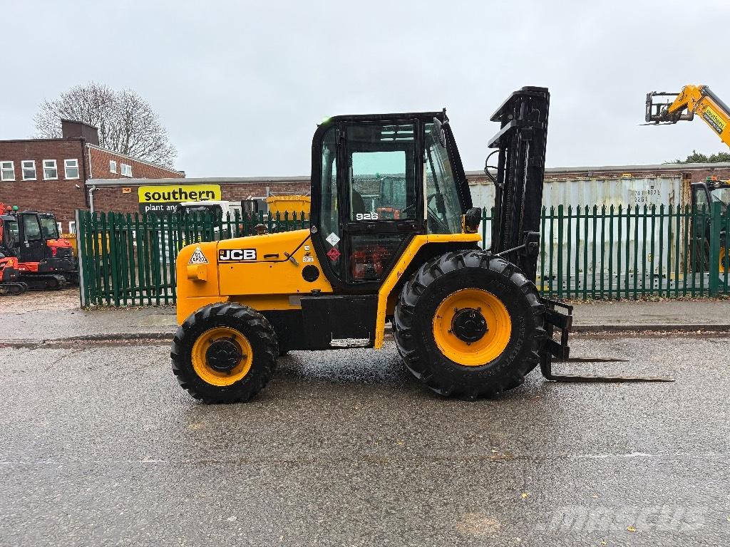JCB 926 Rough terrain trucks