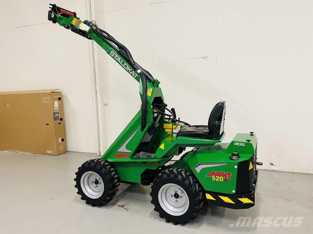 Avant 520+ Tele Mini loaders