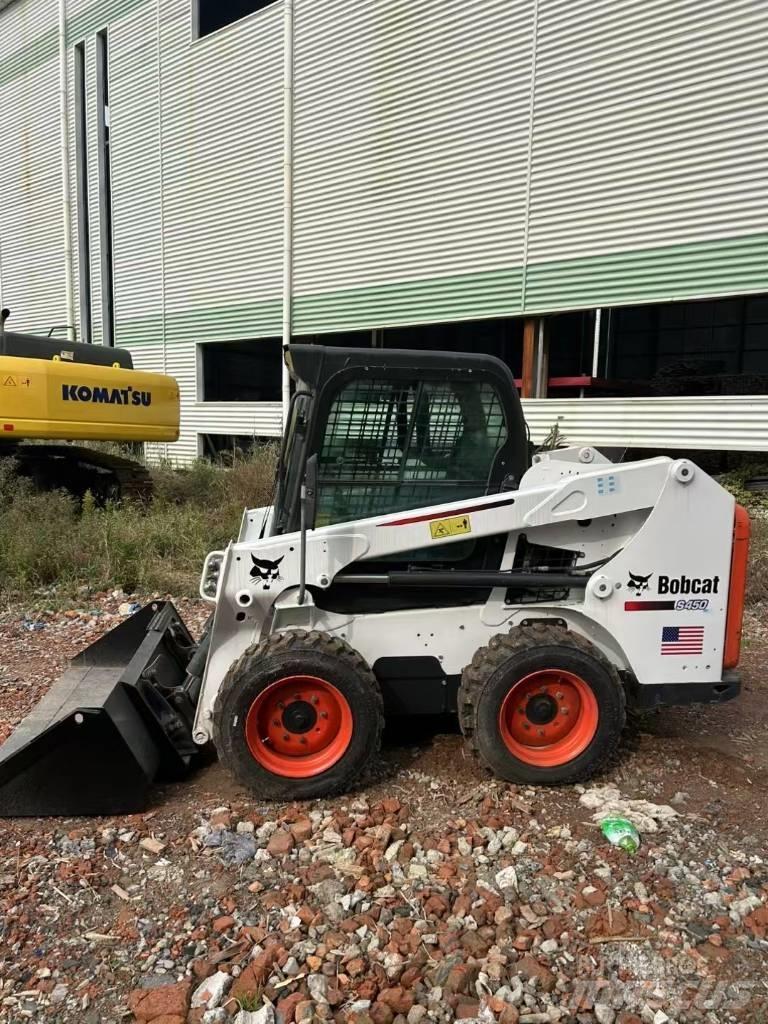 Bobcat S450 Skid steer loaders