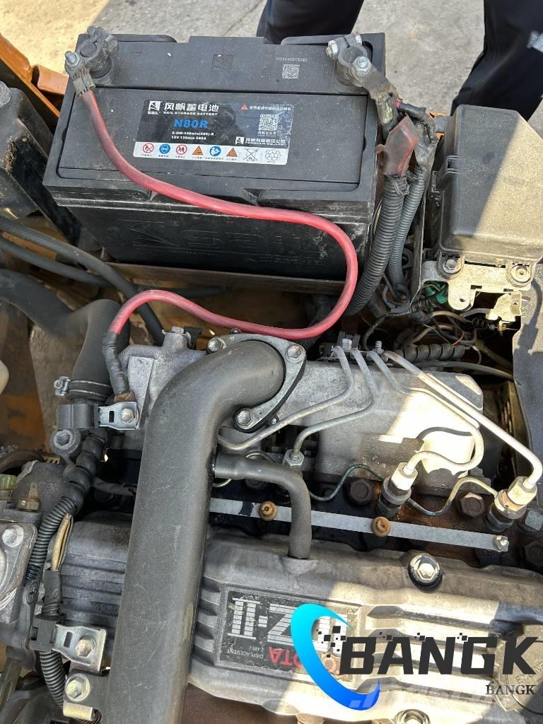 Toyota 7FDN25 Diesel trucks