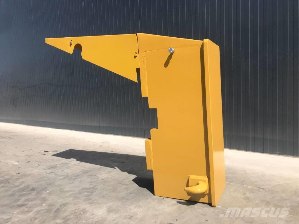 CAT 140K Other components