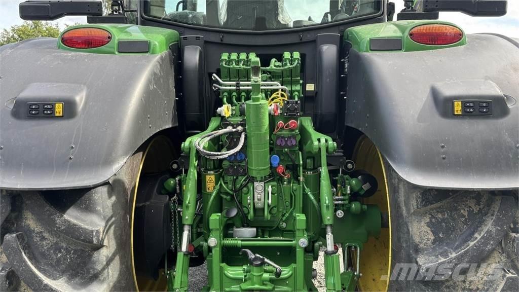 John Deere 6R215 Tractors