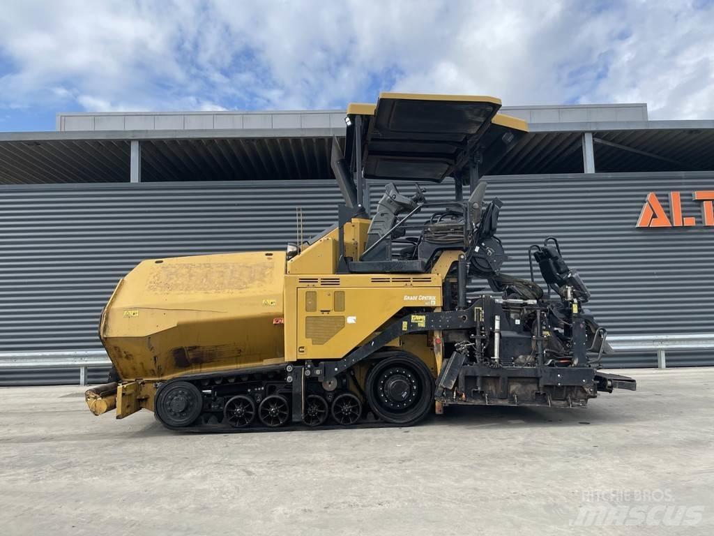 CAT AP555F Asphalt pavers
