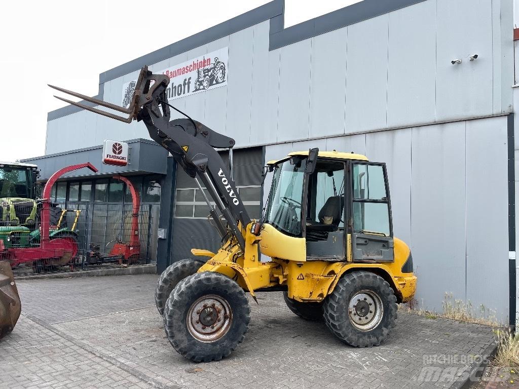 Volvo L 30 B Wheel loaders