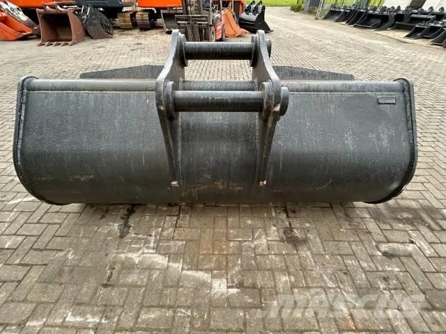  Slootbak Met pen Buckets