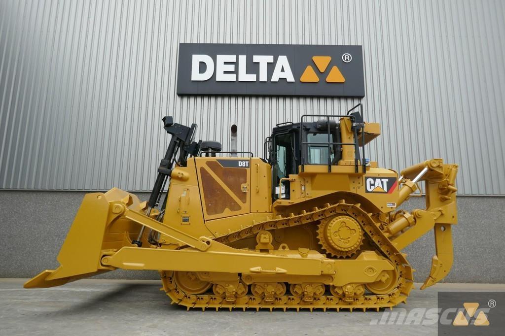 CAT D8T Crawler dozers