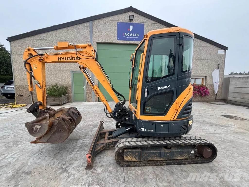 Hyundai R25Z Mini excavators < 7t (Mini diggers)