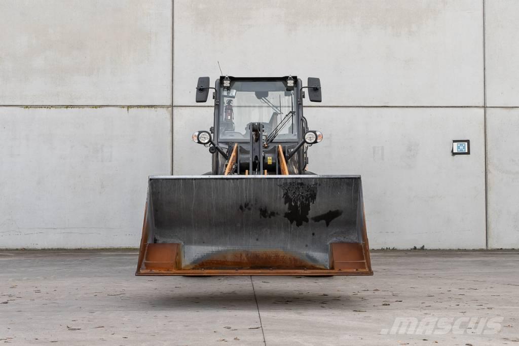 CASE 321 F Wheel loaders