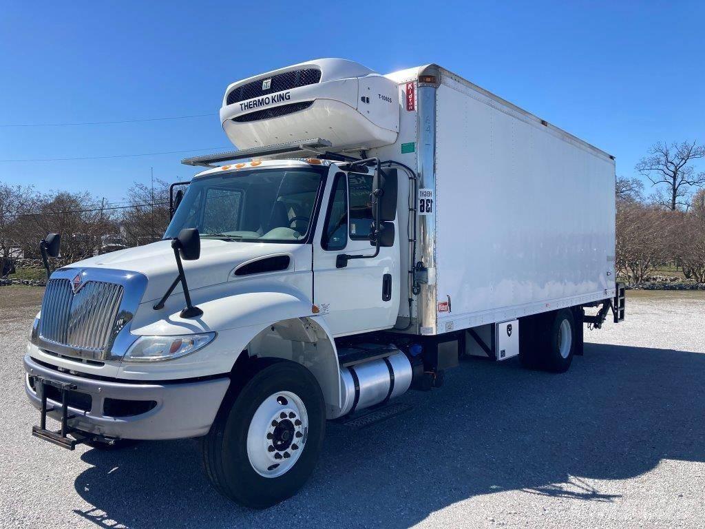 International 4300 Box body trucks