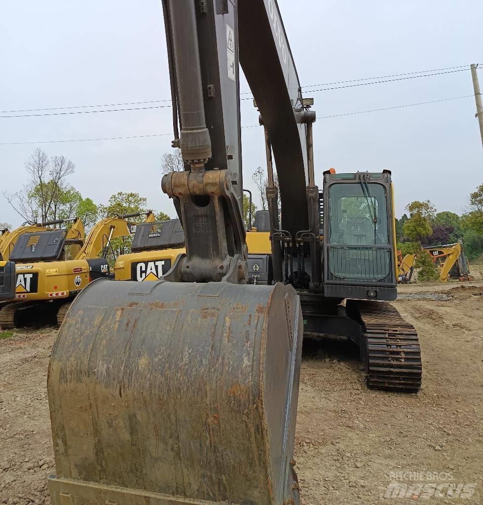 Volvo EC 210 Crawler excavators