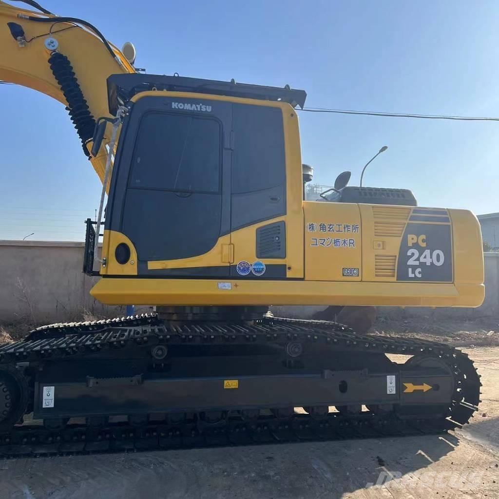 Komatsu PC 240-8N1 Midi excavators  7t - 12t