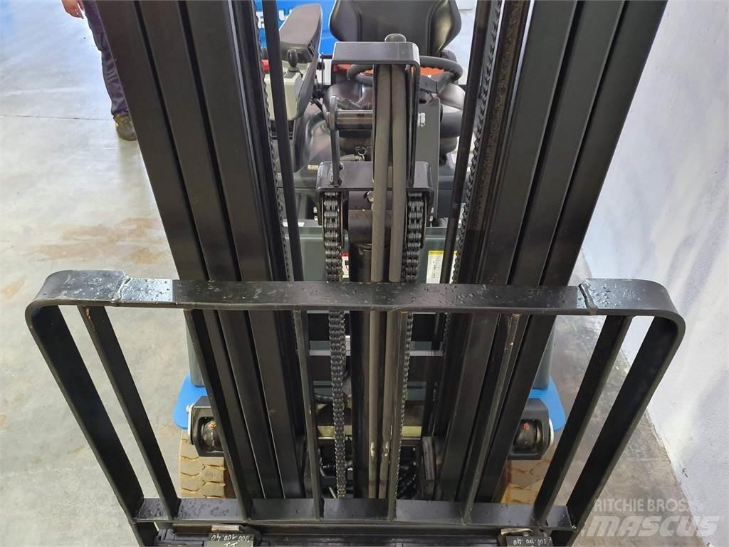  ECB16D Electric forklift trucks